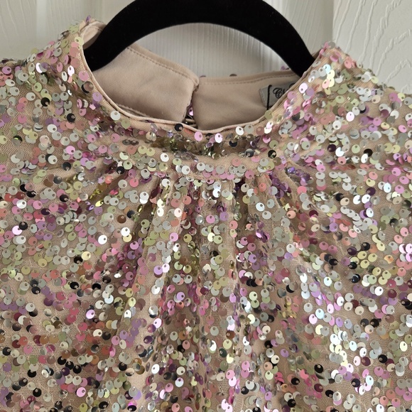 Chi Chi London Sequin Sammie Top - Picture 5 of 8